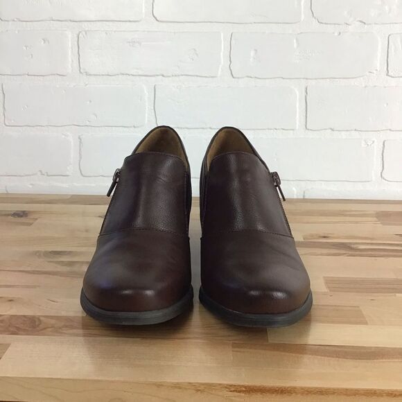 NATURAL Soul brown leather chunky heeled shoes round toe comfortable size 7.5 - Picture 4 of 15